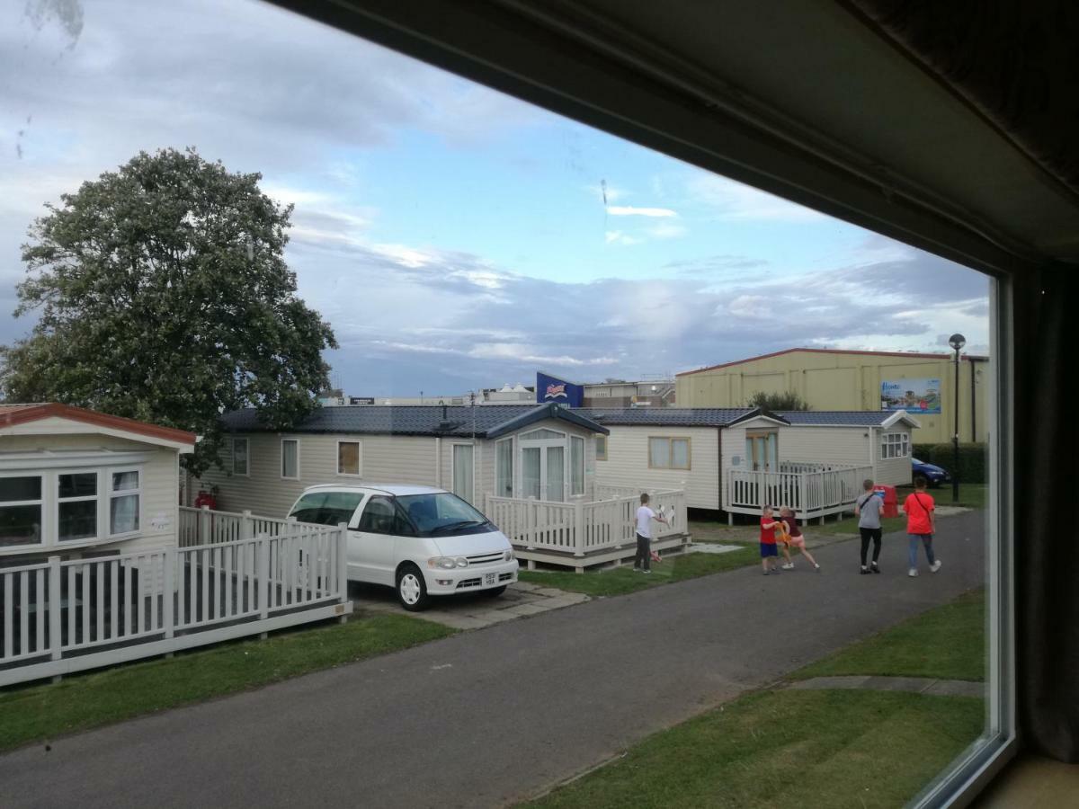 Happy Days Caravan Primrose Valley Filey Exterior foto